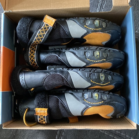 KURGO step and strobe dog shoes - Picture 2 of 8